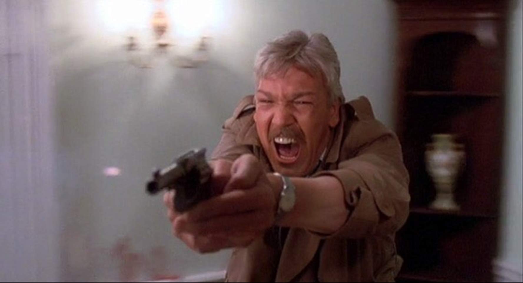 MV5BNjQ3YzgxNDEtYmNkMy00NTNhLWFjOGMtZGNjMjJiNGFiMWE0XkEyXkFqcGdeQXVyNzc5NjM0NA@@._V1_SX1777_CR0,0,1777,962_AL_